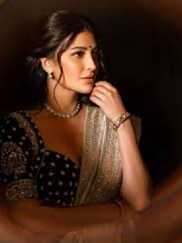 CELEBRATE SHRUTI HAASAN WITH HER ICONIC TAMIL MOVIES